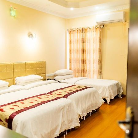 Abuharee Grand Ξενοδοχείο Addu City Εξωτερικό φωτογραφία