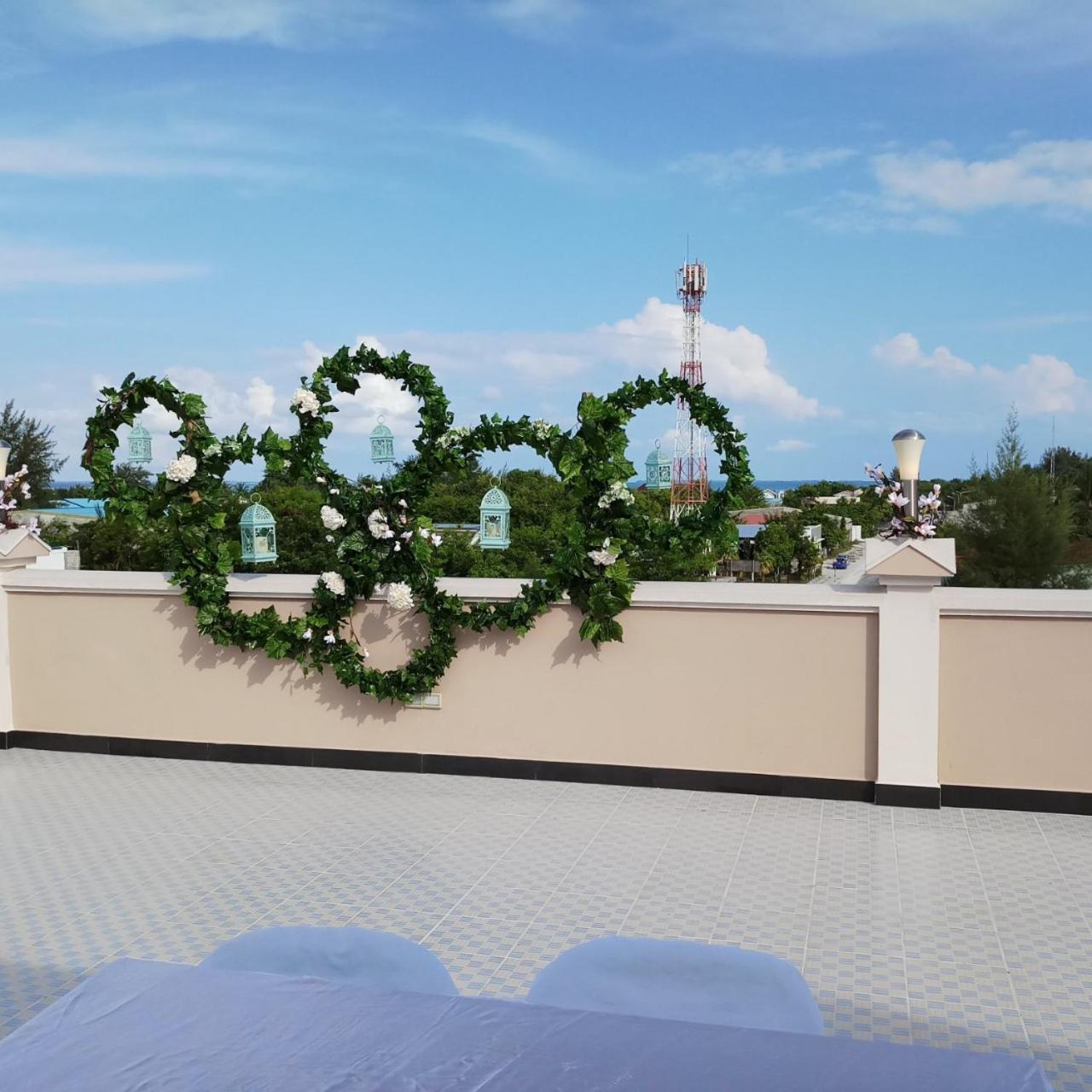 Abuharee Grand Ξενοδοχείο Addu City Εξωτερικό φωτογραφία