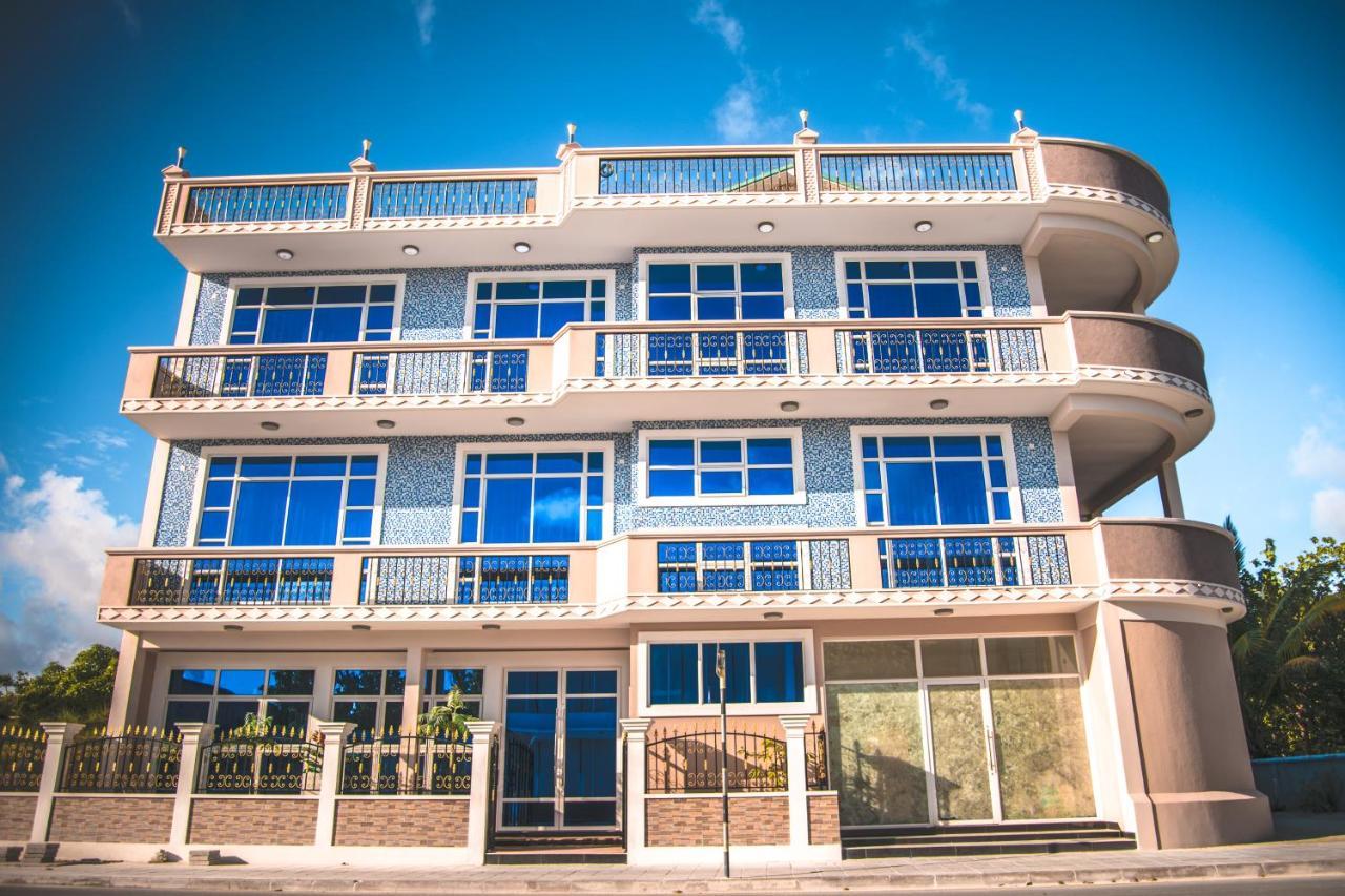 Abuharee Grand Ξενοδοχείο Addu City Εξωτερικό φωτογραφία