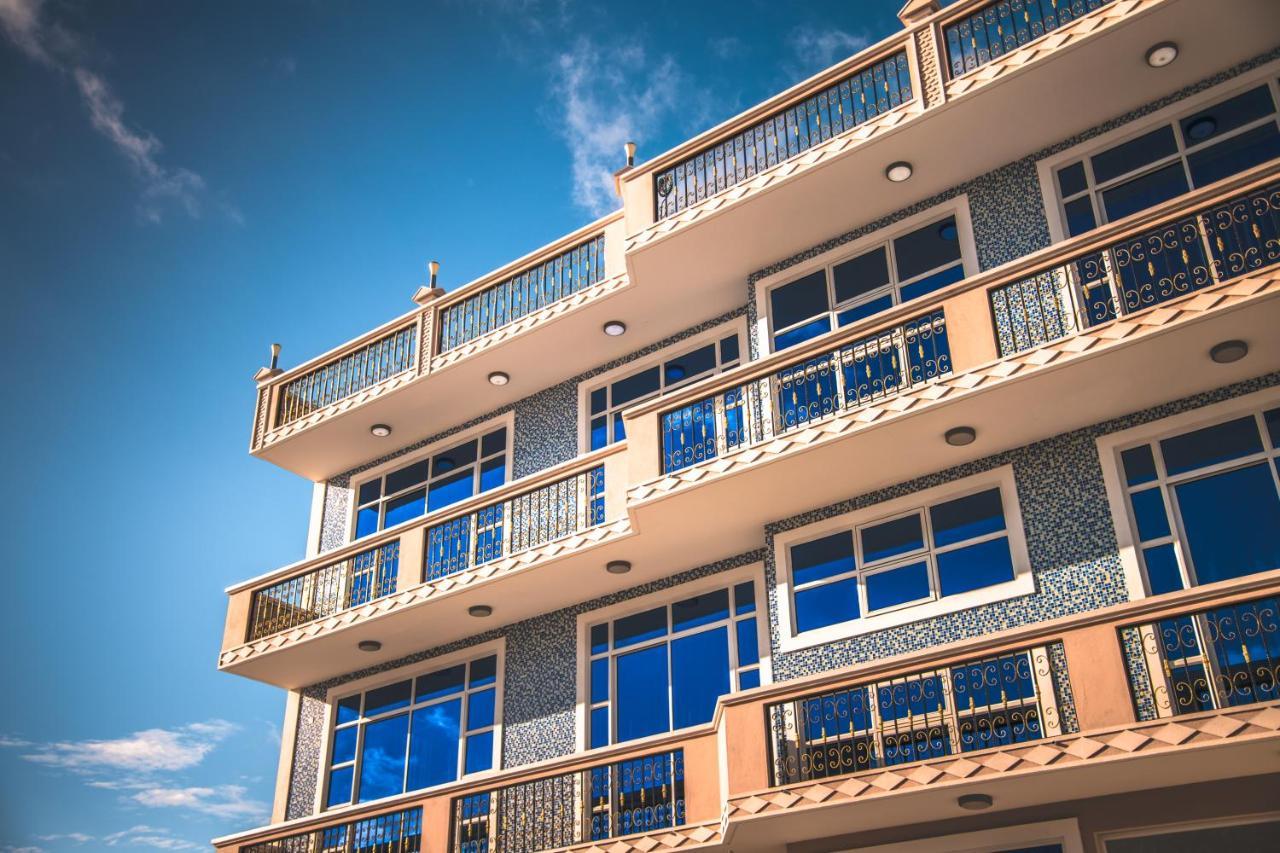 Abuharee Grand Ξενοδοχείο Addu City Εξωτερικό φωτογραφία
